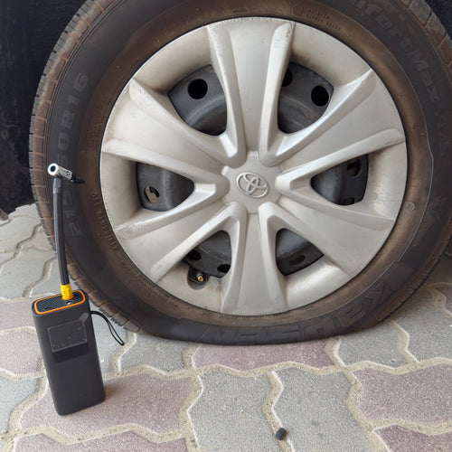 Digital tire inflator attached to a vehicle tire valve